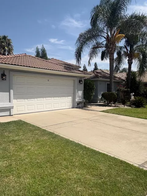 Exterior - 3403 Todd St, Madera, CA 93637 photo 7 of 9