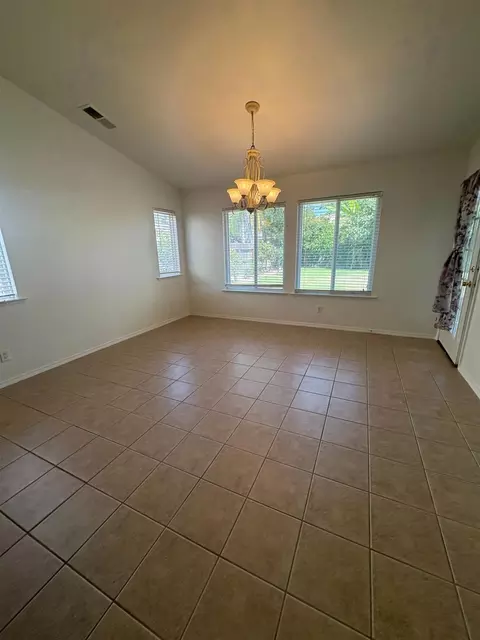 Dining - 3403 Todd St, Madera, CA 93637 photo 1 of 1