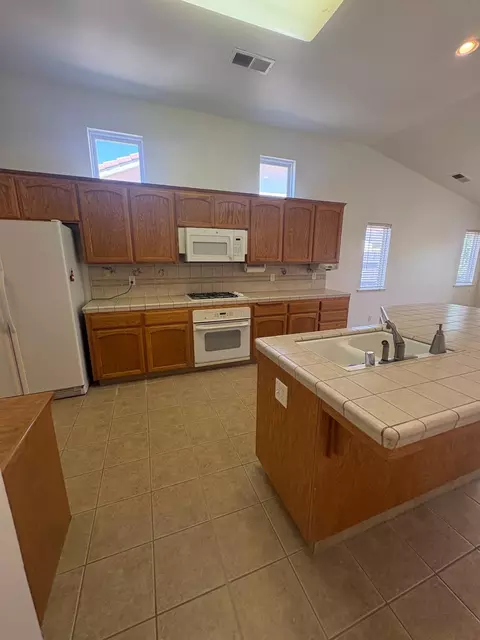 Kitchen - 3403 Todd St, Madera, CA 93637 photo 7 of 7