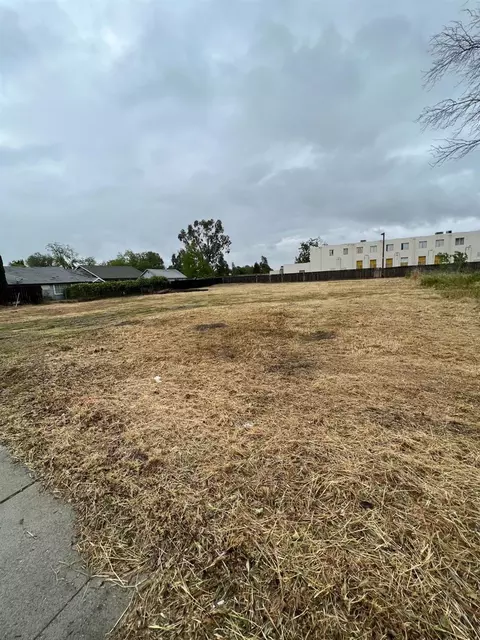 4827 Olivehurst Ave, Olivehurst, CA 95961 photo 18
