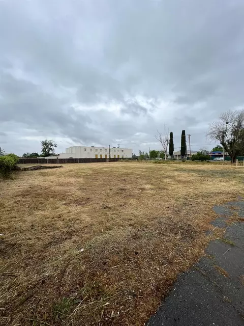 4827 Olivehurst Ave, Olivehurst, CA 95961 photo 17