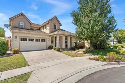 2212 Reinecke Ct, Woodland, CA 95776