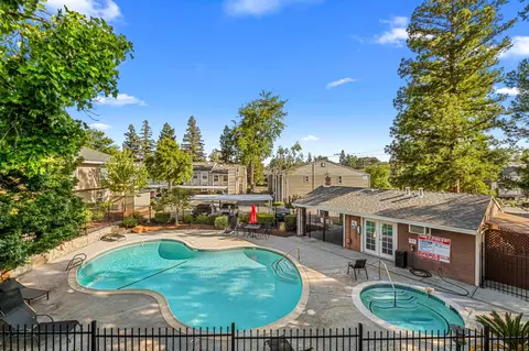 Exterior - 7131 Stella Ln #32, Carmichael, CA 95608 photo 10 of 11