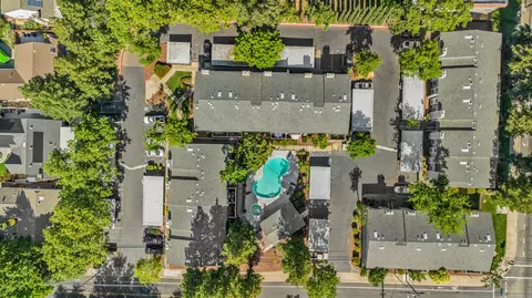 View/Area - 7131 Stella Ln #32, Carmichael, CA 95608 photo 2 of 6