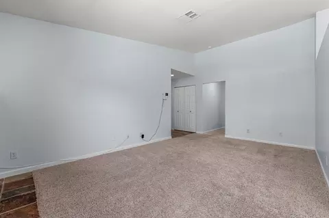 Living - 7131 Stella Ln #32, Carmichael, CA 95608 photo 4 of 8