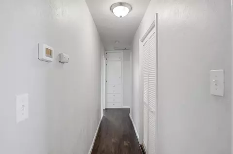 Entry Way - 1020 Alpha Rd, Turlock, CA 95380 photo 2 of 2