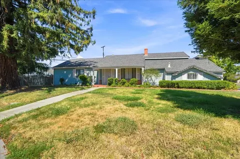 4951 Southeast Pkwy, Sacramento, CA 95823