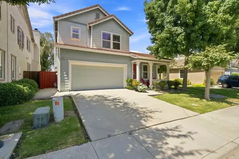 Exterior - 921 Kennedy Pl, Tracy, CA 95377 photo 3 of 8