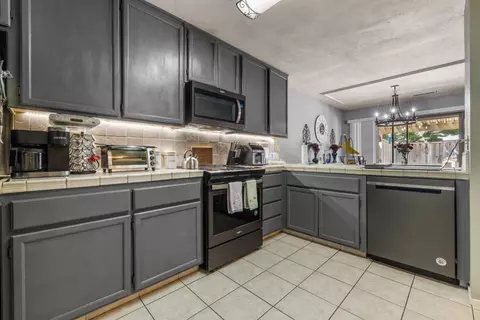 Kitchen - 1112 Cedar Creek Dr #2, Modesto, CA 95355 photo 1 of 1