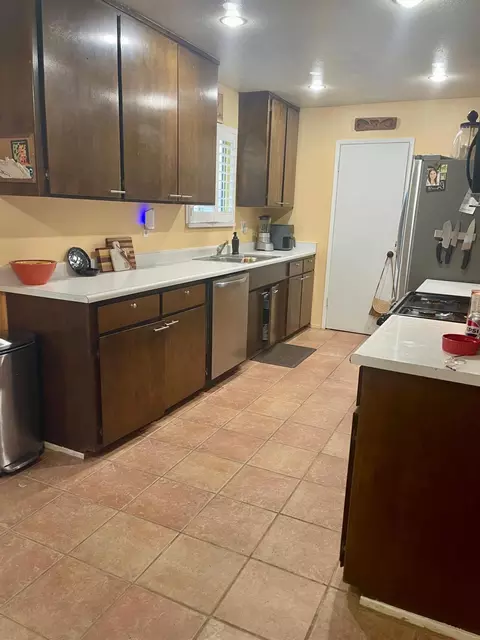 Kitchen - 90 W Liberty Rd, Gridley, CA 95948 photo 2 of 5