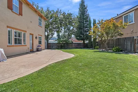 Exterior - 1417 Sentinel Dr, Tracy, CA 95304 photo 10 of 14