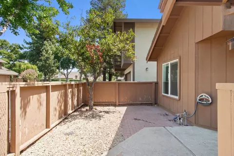 Exterior - 1828 Oak Leaf Dr, Modesto, CA 95354 photo 6 of 12
