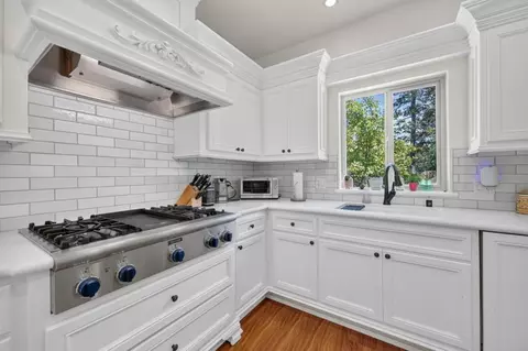 Kitchen - 3551 Parleys Canyon Rd, Placerville, CA 95667 photo 3 of 5