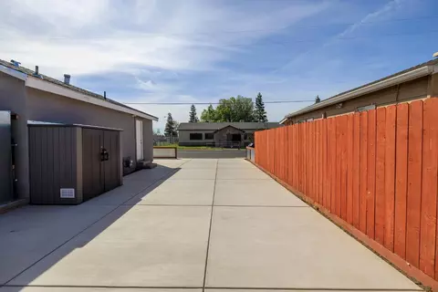 Exterior - 403 Stockton St, Manteca, CA 95337 photo 8 of 10