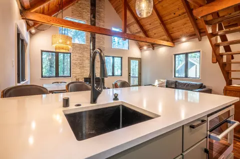 Kitchen - 3659 Ben Thorn Dr, Dorrington, CA 95223 photo 2 of 4