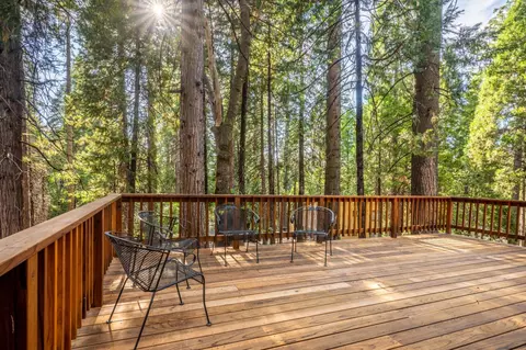 Exterior - 3659 Ben Thorn Dr, Dorrington, CA 95223 photo 2 of 4