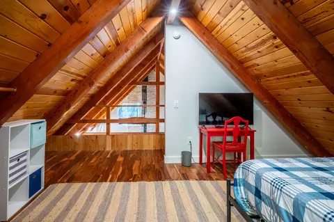 Bedroom - 3659 Ben Thorn Dr, Dorrington, CA 95223 photo 2 of 3