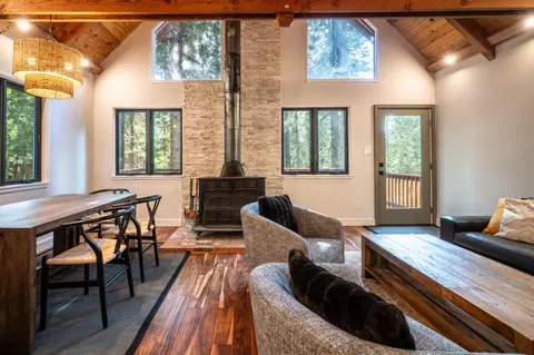 Living - 3659 Ben Thorn Dr, Dorrington, CA 95223 photo 2 of 2