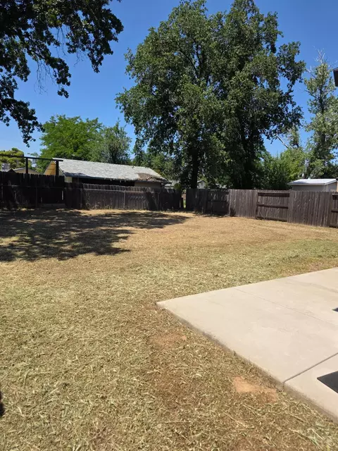 Exterior - 1730 School St, Anderson, CA 96007 photo 4 of 5