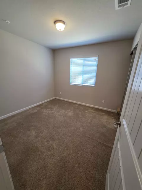 Bedroom - 1730 School St, Anderson, CA 96007 photo 1 of 5