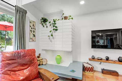 Living - 1221 Bucknell Dr, Davis, CA 95616 photo 4 of 5