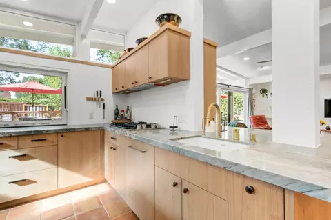 Kitchen - 1221 Bucknell Dr, Davis, CA 95616 photo 6 of 8