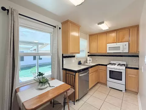 Kitchen - 327 J St, Davis, CA 95616 photo 1 of 3