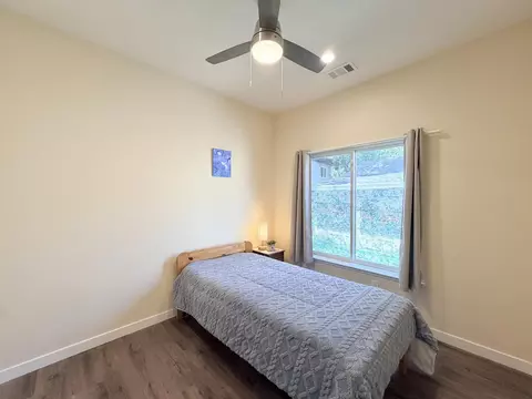 Bedroom - 327 J St, Davis, CA 95616 photo 6 of 10