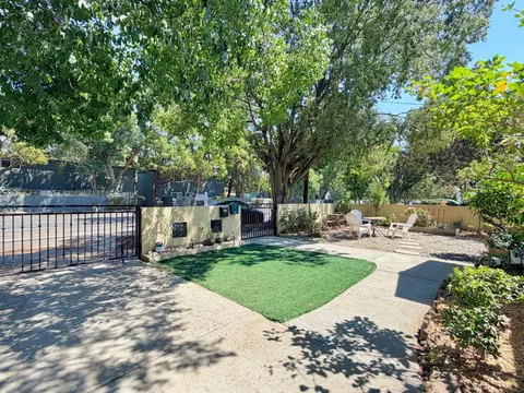 Exterior - 327 J St, Davis, CA 95616 photo 4 of 9