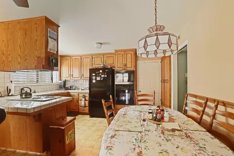 Kitchen - 213 Granada Way, Tracy, CA 95376 photo 2 of 6