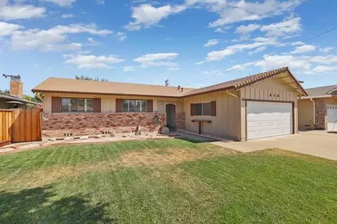 Exterior - 213 Granada Way, Tracy, CA 95376 photo 2 of 10