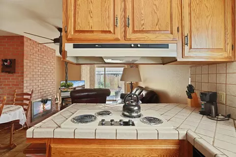 Kitchen - 213 Granada Way, Tracy, CA 95376 photo 5 of 6