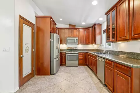 Kitchen - 10819 Walker Dr, Grass Valley, CA 95945 photo 2 of 4