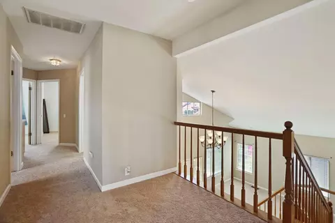 Entry Way - 1725 Mark Mead Ln, Modesto, CA 95356 photo 4 of 6