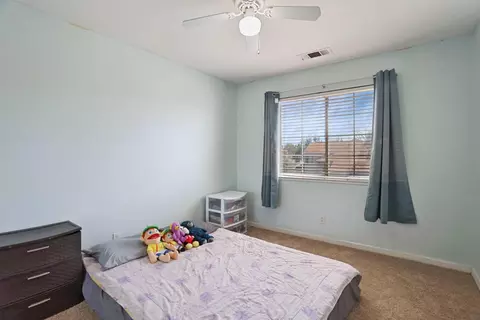 Bedroom - 1725 Mark Mead Ln, Modesto, CA 95356 photo 3 of 8
