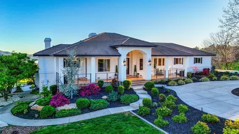 3185 Rattlesnake Rd, Newcastle, CA 95658