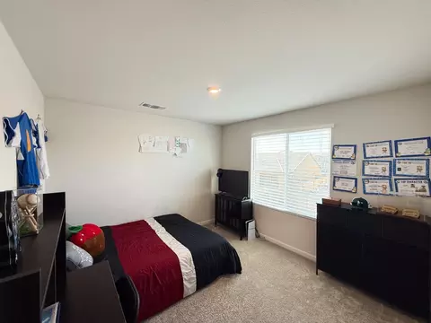 Bedroom - 2856 Pixley Ct, Manteca, CA 95337 photo 6 of 12