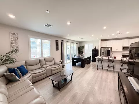 Living - 2856 Pixley Ct, Manteca, CA 95337 photo 2 of 4