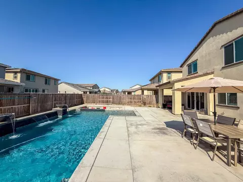 Exterior - 2856 Pixley Ct, Manteca, CA 95337 photo 6 of 9