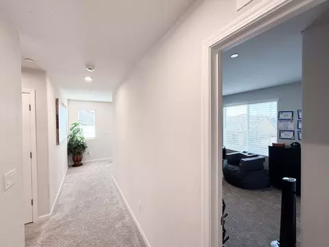 Entry Way - 2856 Pixley Ct, Manteca, CA 95337 photo 5 of 6