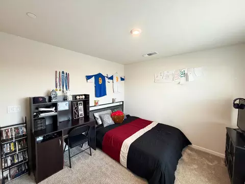Bedroom - 2856 Pixley Ct, Manteca, CA 95337 photo 7 of 12