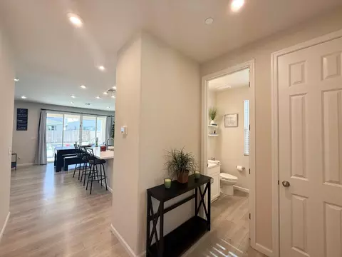 Entry Way - 2856 Pixley Ct, Manteca, CA 95337 photo 1 of 6