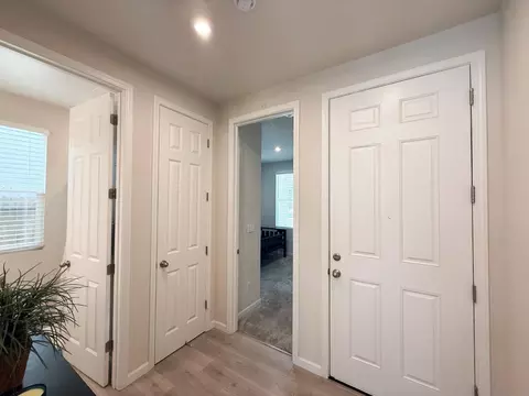 Entry Way - 2856 Pixley Ct, Manteca, CA 95337 photo 2 of 6