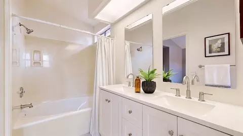 Bath - 120 Cedar Mountain Dr, Tracy, CA 95376 photo 3 of 5