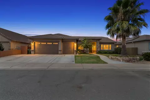 Exterior - 784 Aparicio Way, Galt, CA 95632 photo 4 of 14