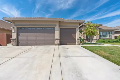Exterior - 784 Aparicio Way, Galt, CA 95632 photo 6 of 14