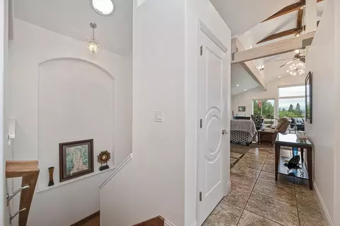 Entry Way - 7357 Ridge Rd, Newcastle, CA 95658 photo 5 of 9