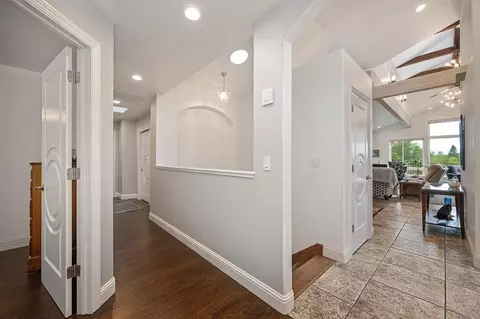 Entry Way - 7357 Ridge Rd, Newcastle, CA 95658 photo 6 of 9