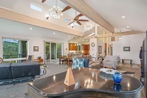 Living - 7357 Ridge Rd, Newcastle, CA 95658 photo 4 of 10