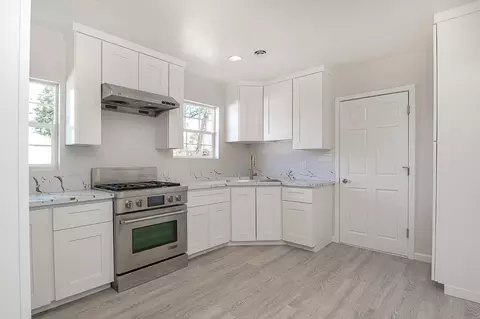 Kitchen - 921 W 4th St, Ripon, CA 95366 photo 3 of 3